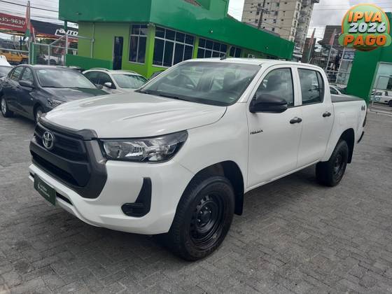 TOYOTA HILUX 2.8 D-4D TURBO DIESEL CHASSI 4X4 MANUAL